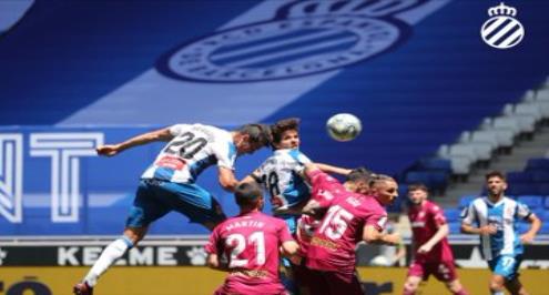 إسبانيول يضرب ألافيس بثنائية في الدوري الإسباني